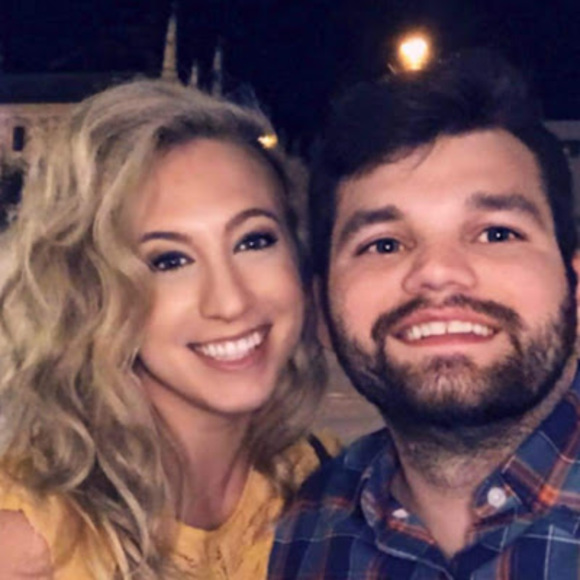 Meet your Posher, Alexandra - Picture 1 of 1